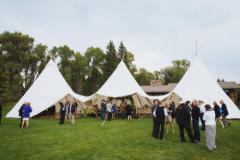 Zeltgruppe des Typs CanopyMarqui (© Under Canvas)