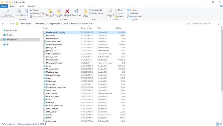 Die Datei RfemProtocolConfig.cfg mit den gespeicherten Vorlagen der  Ausdruckprotokolle ist im Ordner C:\ProgramData\Dlubal\RFEM 5.19\Allgemeine Daten zu finden.