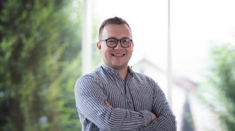 Karrierechance bei einem führenden Softwareunternehmen, mit Schwerpunkt auf Wachstum und Weiterbildung.