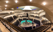 Der Große Saal in der Elbphilharmonie Hamburg: Die sogenannte "Weiße Haut" sorgt für unverwechselbare Akustik.