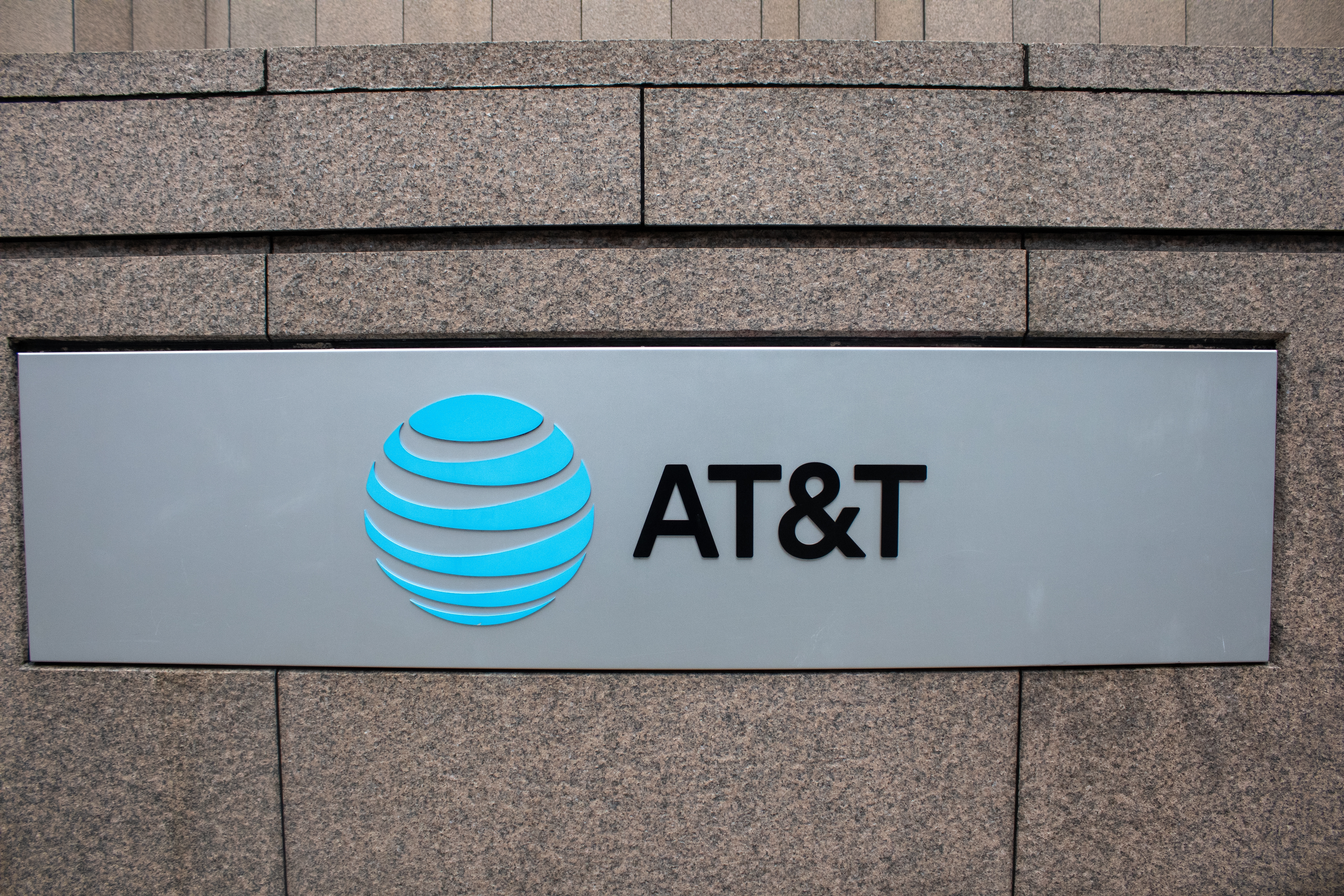 Logo des Unternehmens AT&T Bell Systems, das 33 Thomas Street in New York City in Auftrag gab.
