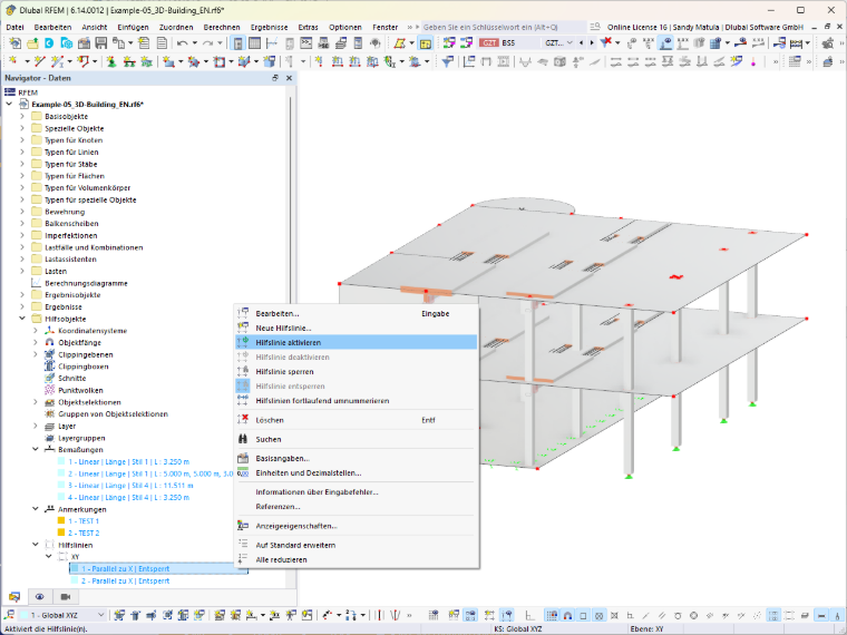 Die RFEM-Oberfläche mit aktivierten Hilfslinien im Daten-Navigator wird gezeigt.