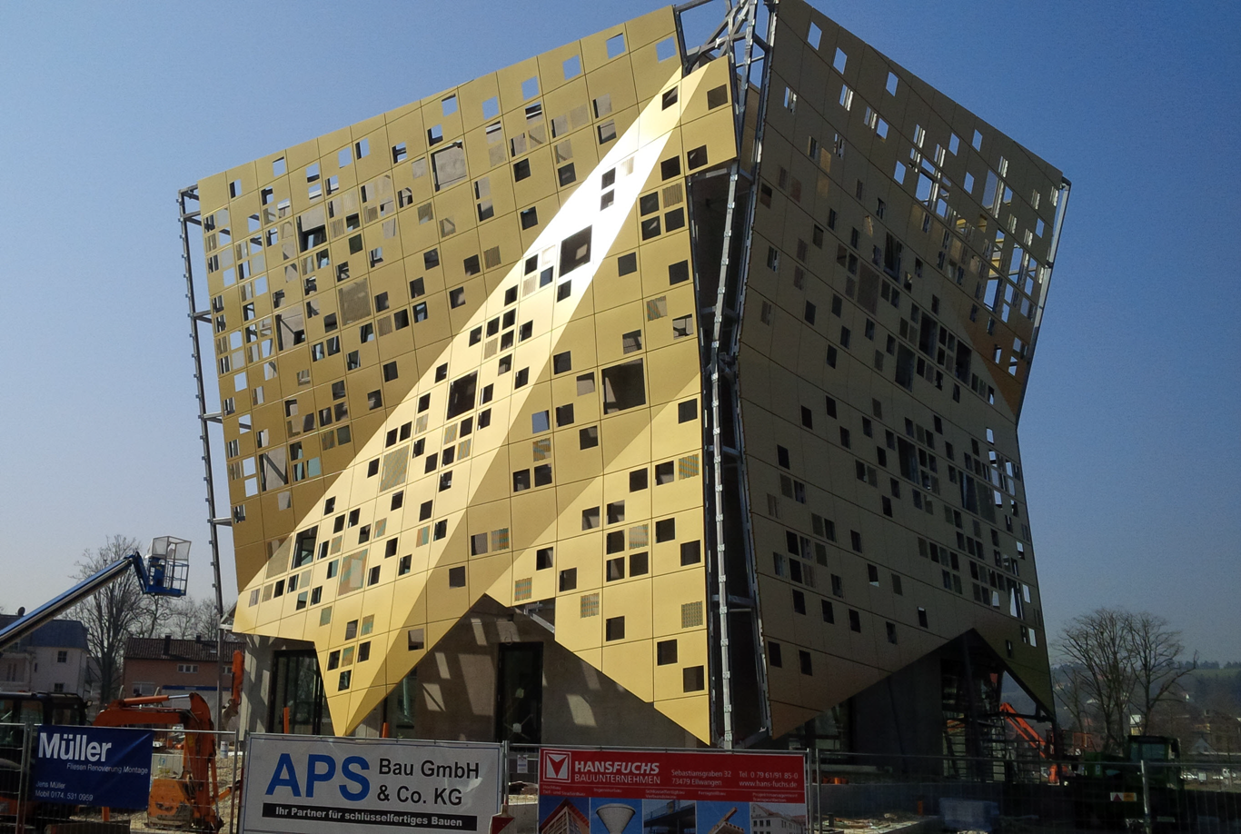 RSTAB Model of Forum Gold and Silver