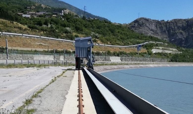Rail System with Sigma-X Stresses (© AGICEA)
