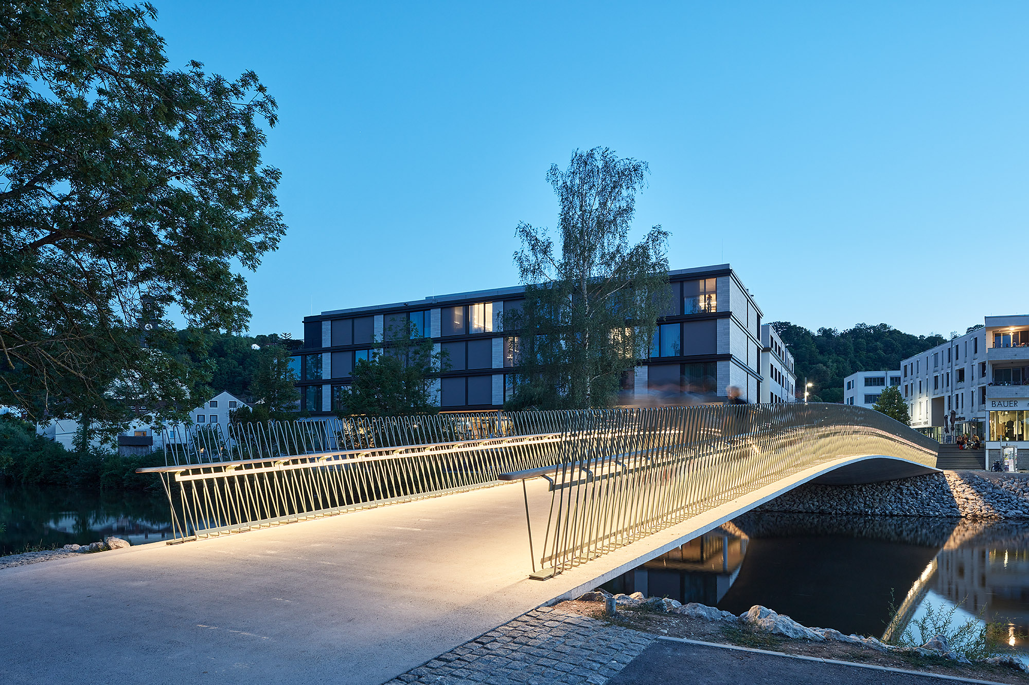 Lighted Bridge | © Bruno Klomfar
