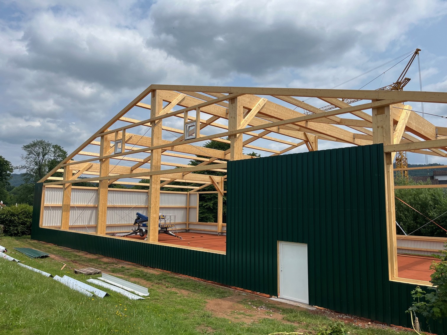Construction of a tennis hall of Bob-Club Fürth during construction