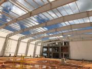 Hangar durante el montaje (© Metalúrgica Vera SRL)