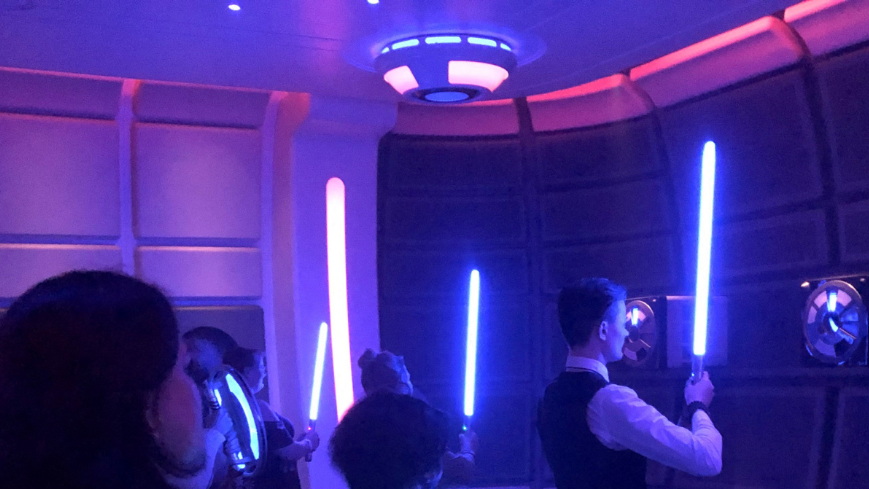 El llamado entrenamiento con sables de luz en el hotel de Star Wars fue solo un sable mediocre (imagen: Sharon Kennedy Wynne/Tampa Bay Times/TNS/ABACAPRESS.COM)