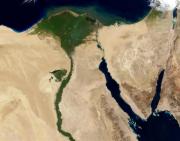 Tierras agrícolas de Egipto con suelos fértiles a lo largo del Nilo