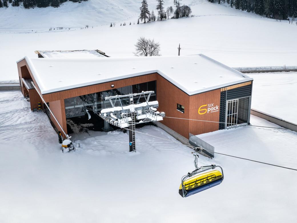 La estación de elevación Sixpack Mooslehen en Filzmoos, Austria, presenta un diseño moderno con una robusta estructura de acero respaldada por la ingeniería de RFEM.
