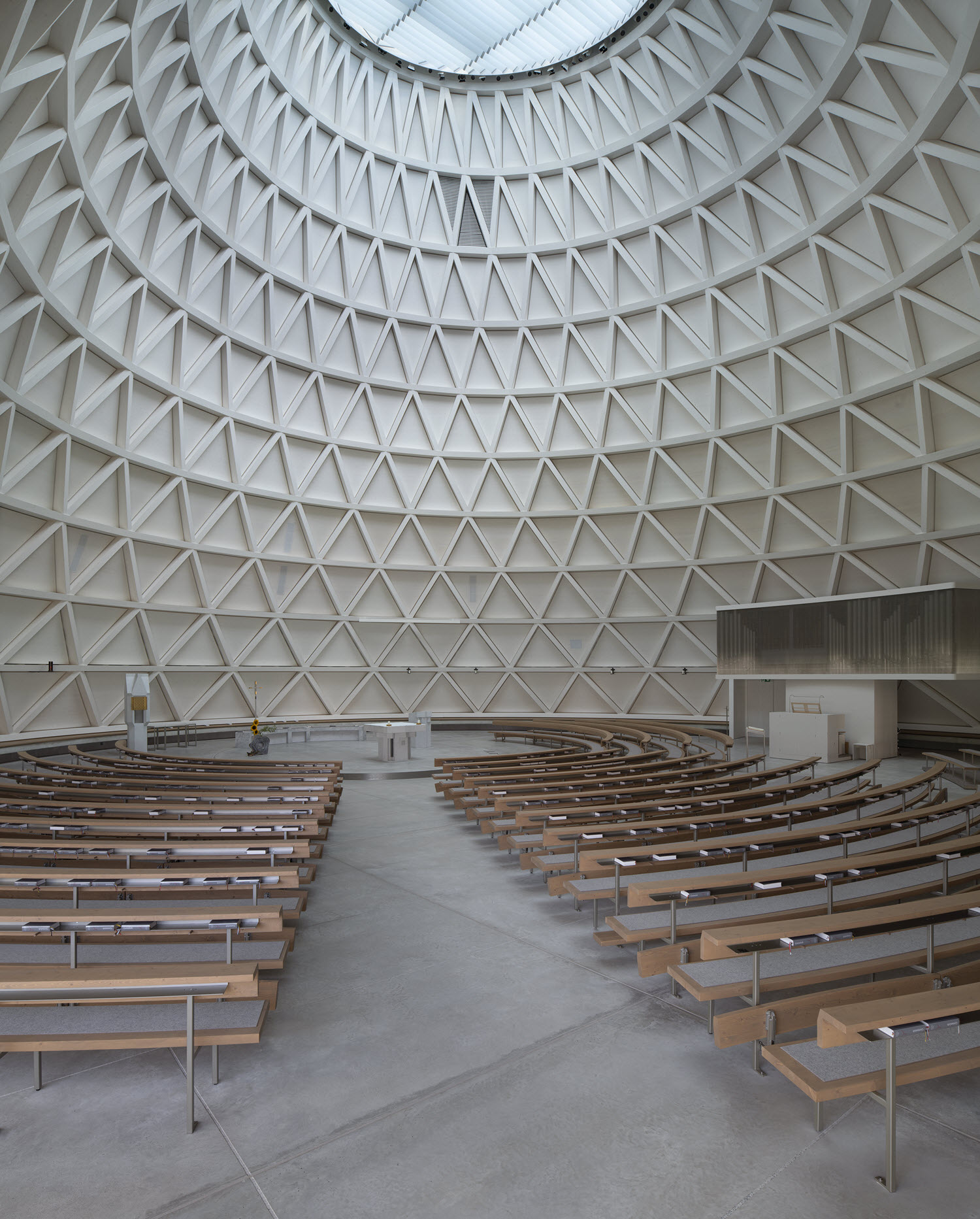 Vue intérieure de l’église (© Christoph Stepan)