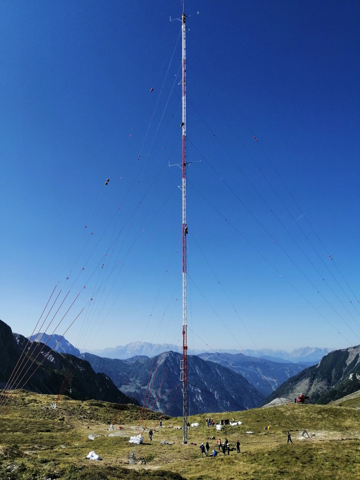 Mât de 100 mètres de haut à 2100 mètres d’altitude (© m3-ZT GmbH)