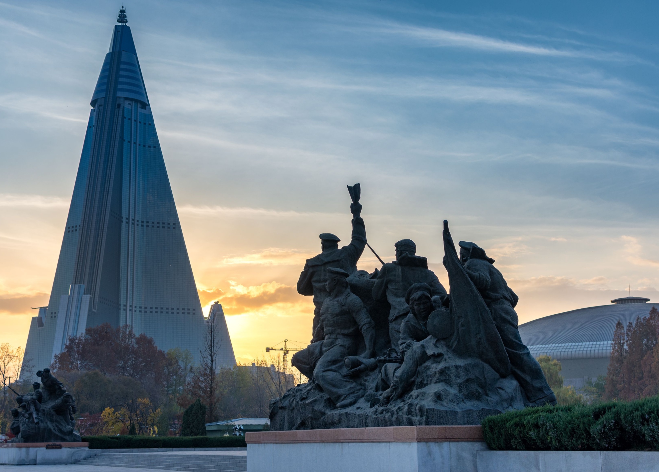 Un échec architectural monumental : L’hôtel Ryugyong de Pyongang, en Corée du Nord.
