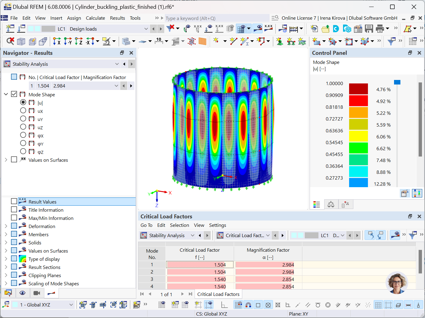 Exemple de flambement de coque avec visualisation dans un logiciel de Dlubal Software.