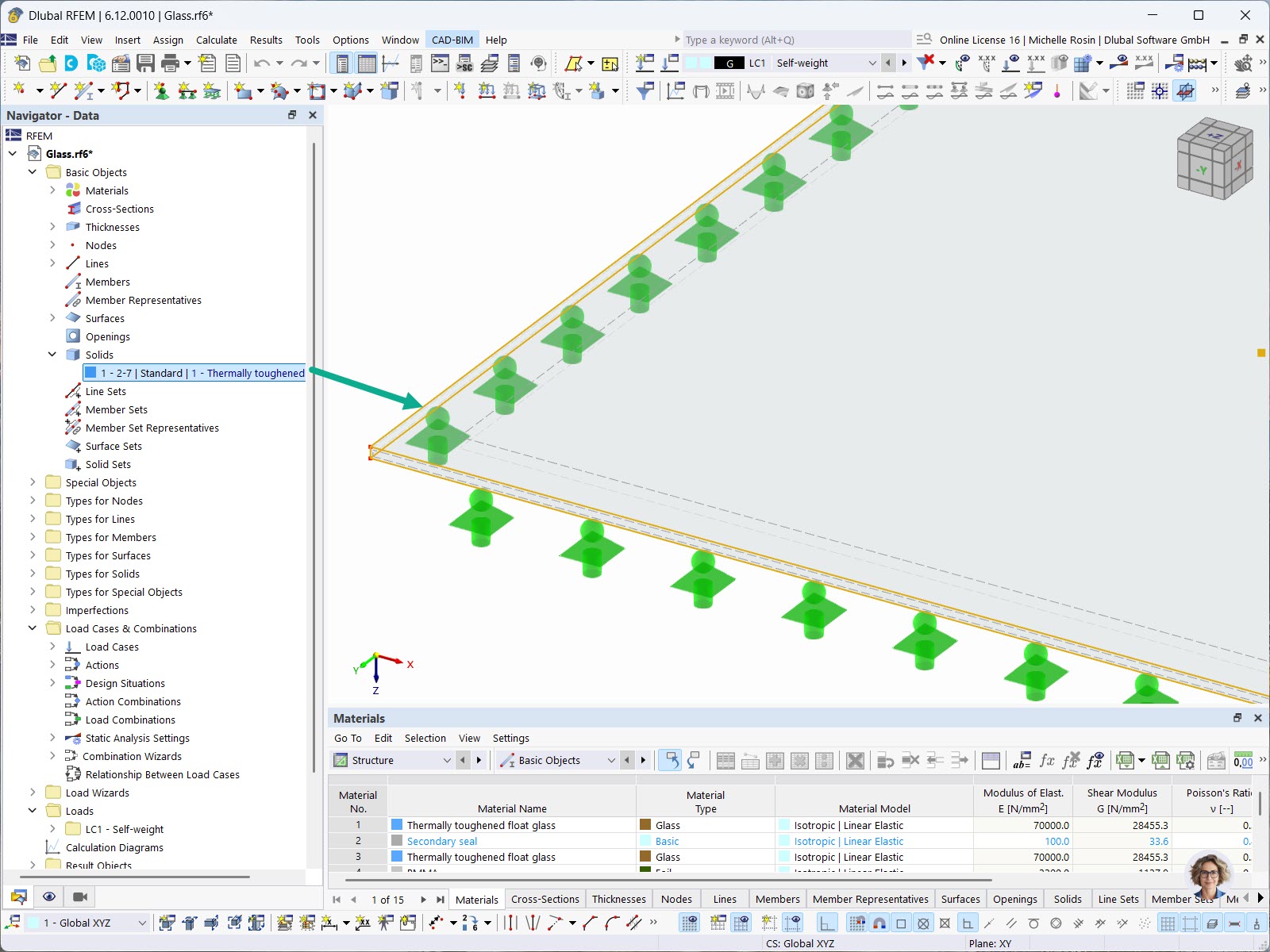 Les modèles en verre sont analysés en tant que solides dans RFEM et vérifiés avec le module complémentaire Vérification du verre.