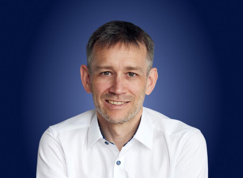 Thomas Linder dans un portrait client professionnel.