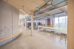 Vue intérieure de l'immeuble résidentiel et commercial © Timber Structures 3.0 AG