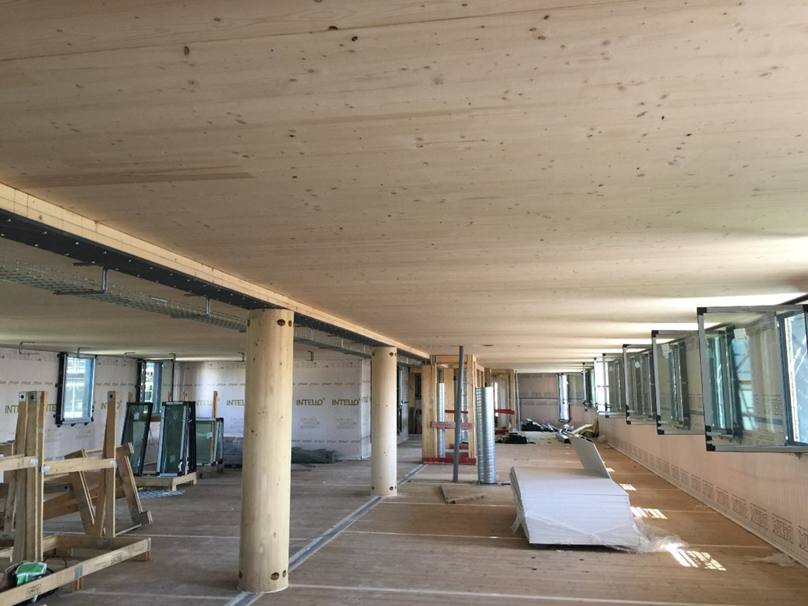 Prospettiva interna di un unico piano dell'edificio dell'hotel Jo & Joe a Gentilly, Francia (© Le Bras Frères)