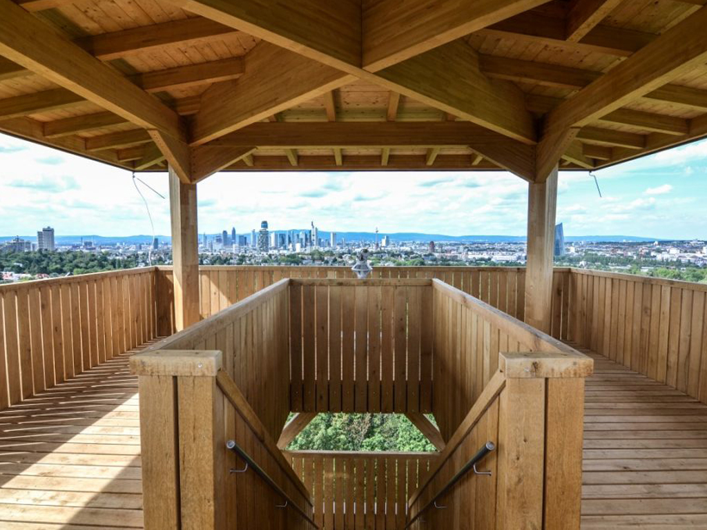 Vista su Francoforte dalla piattaforma panoramica (© ingwh/jh)