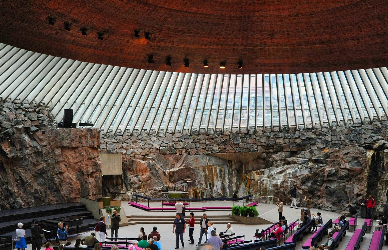 BLOG 000076 |    Più argilla per il mondo e l'ambiente. Stephan Egginger ha originariamente studiato ecotecnologia e tecnologia energetica in Austria. Quindi, si è concentrato