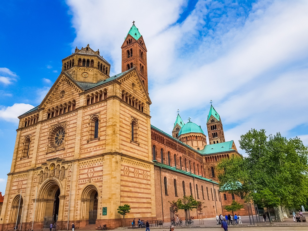 Cattedrale di Spira: Probabilmente la chiesa più lunga del mondo