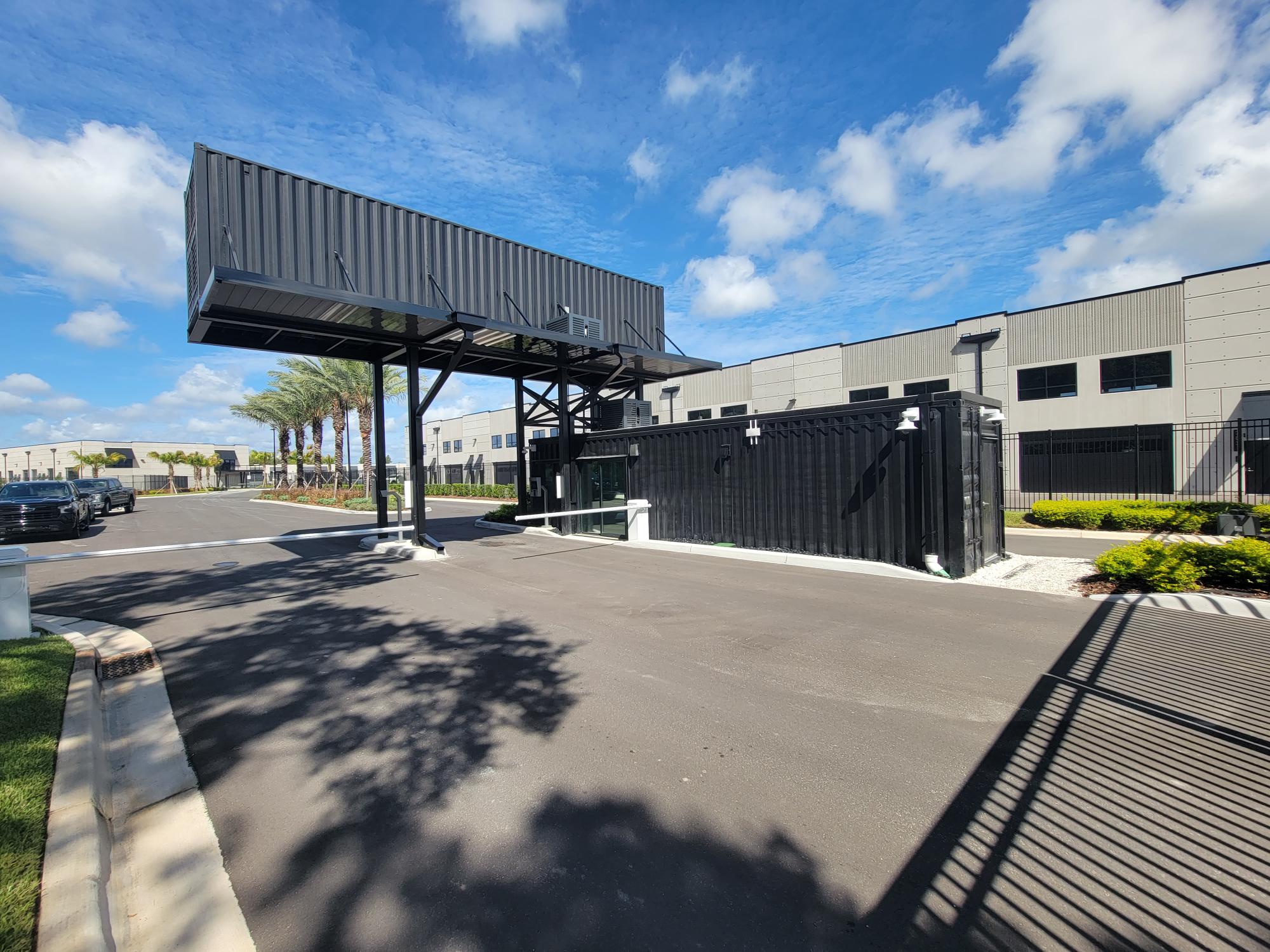 Vista posteriore della struttura del container | © Modular Structural Consultants LLC