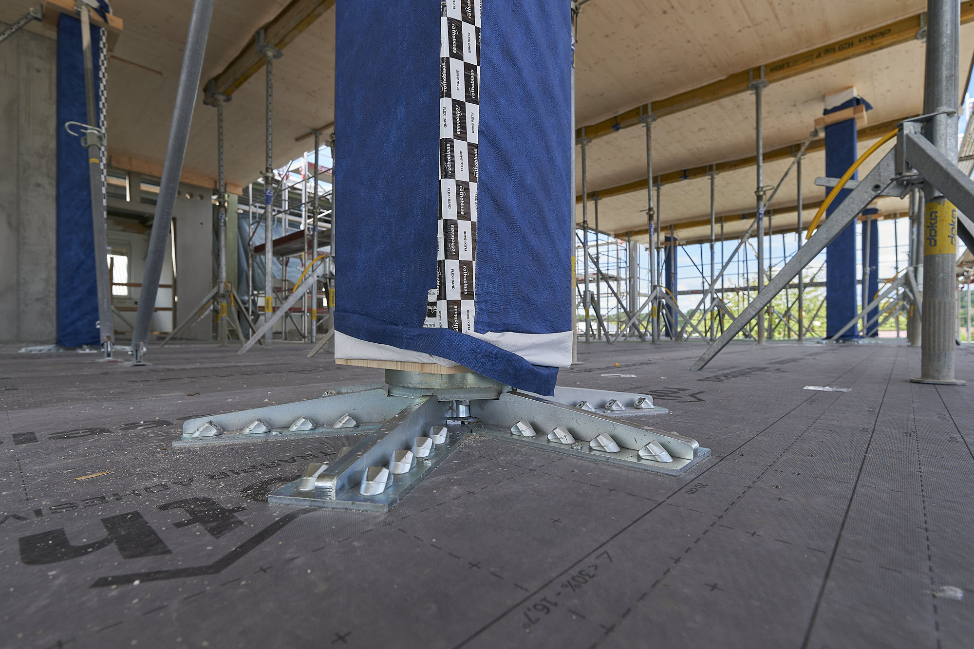 Colonna con fissaggio ''Spider'' di Rothoblaas | © Rothoblaas