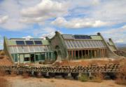 Architettura low-tech presso Earthship Biotecture: Una vita in edifici imponenti e assolutamente autosufficienti.