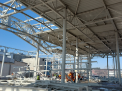 Estensione della sala cinematografica nella parte settentrionale del centro commerciale Westfield Černý Most a Praga, inclusi nuovi edifici e altezza del parapetto di +16,2 m