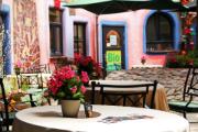 Również imponujące: dziedziniec wewnętrzny Hundertwasserhaus w Magdeburgu