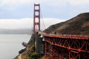 Most Golden Gate w San Francisco, oświetlony imponującym zachodem słońca