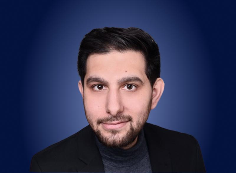 Zdjęcie portretowe S. A. Mohseni, Aseman Engineering