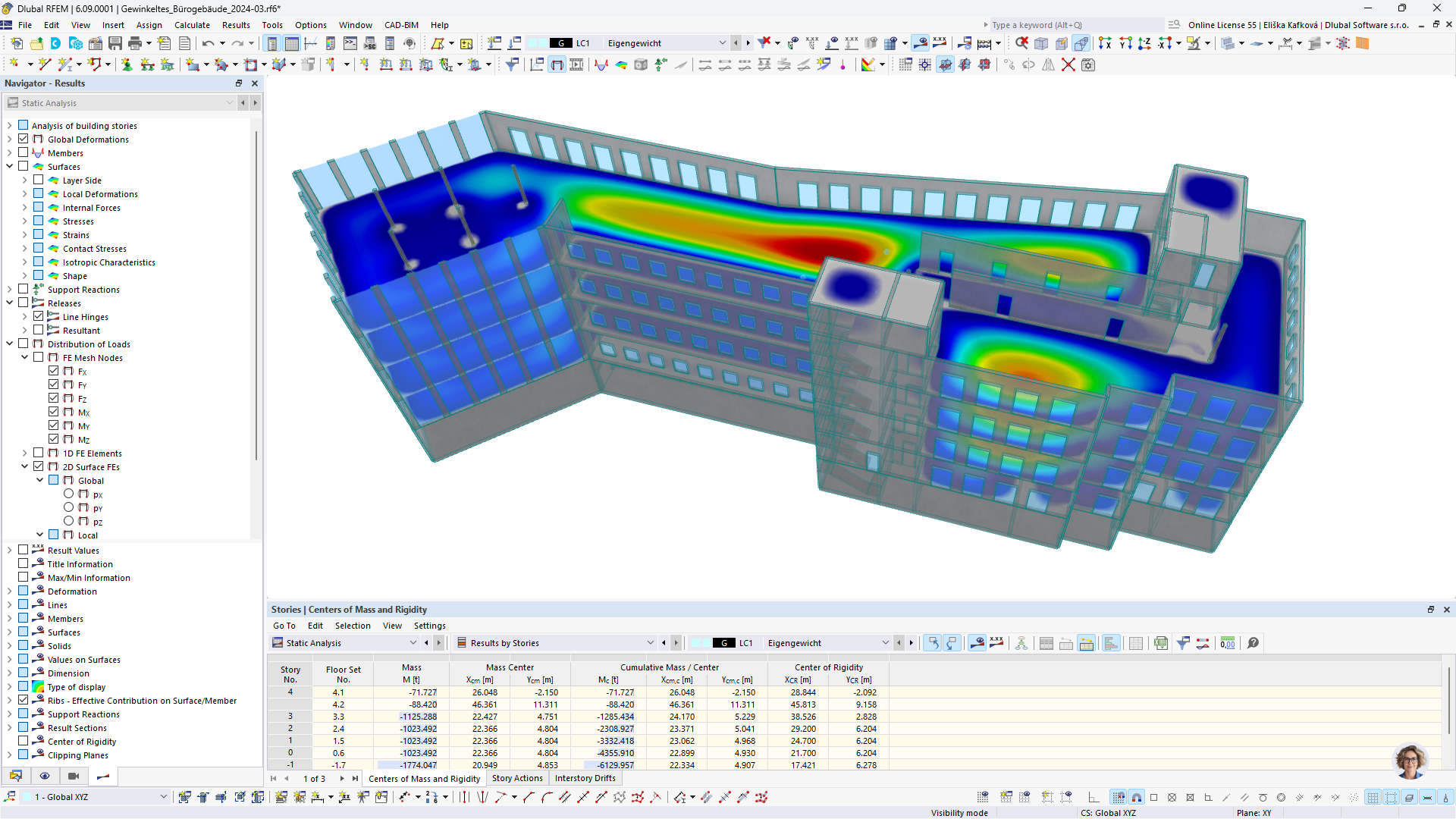 Simulação 3D mostrando deformações globais do edifício | Visualização de deslocamento estrutural