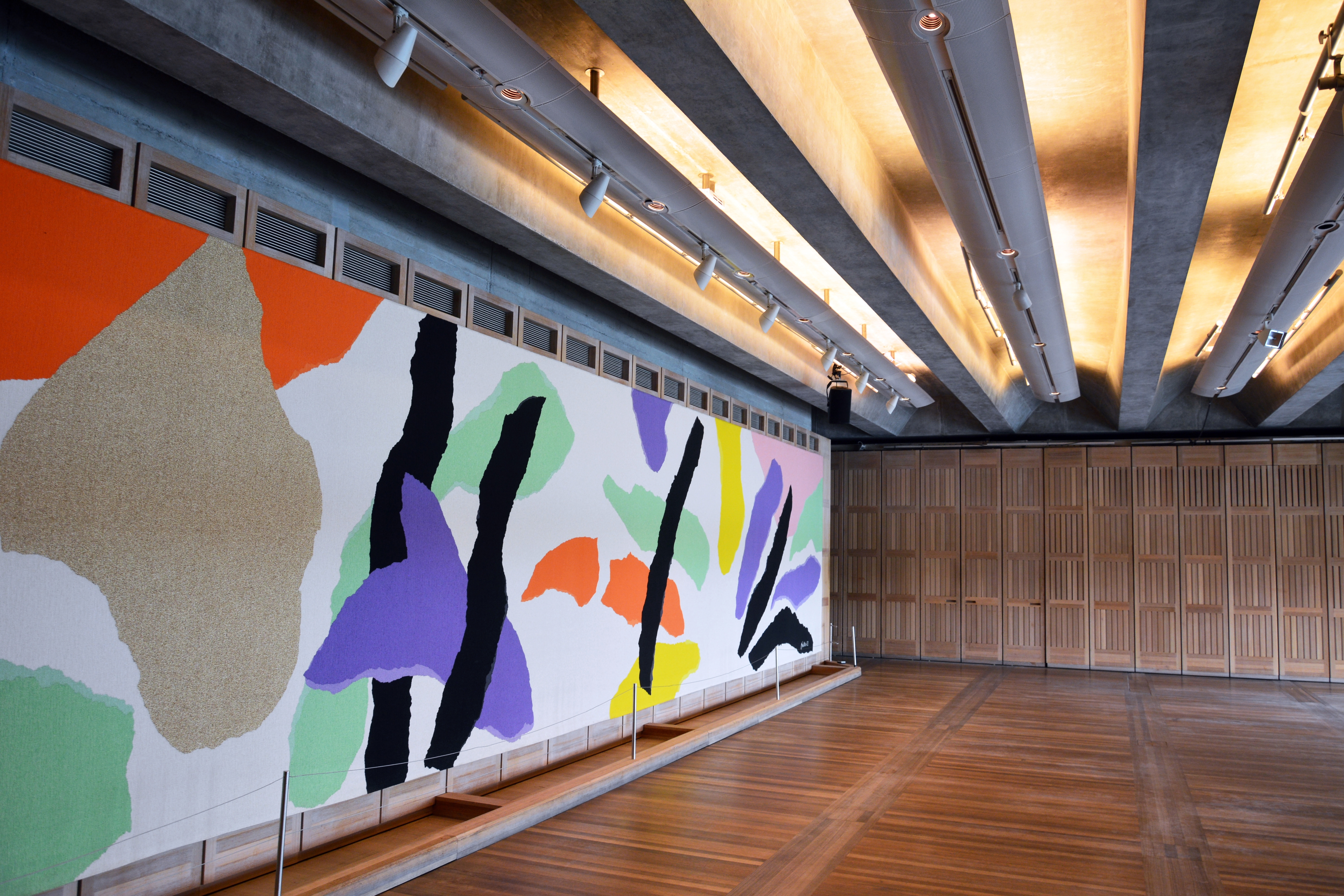 Vista interior da Sala Utzon na Ópera de Sydney, projetada de acordo com os planos de Jørn Utzon.