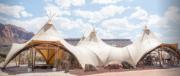 Роскошная кемпинговая палатка «Four-Season-Arch» (© Under Canvas)