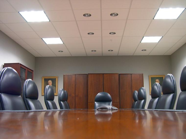 Открытое обсуждение проблем может сократить затраты и сэкономить время.
