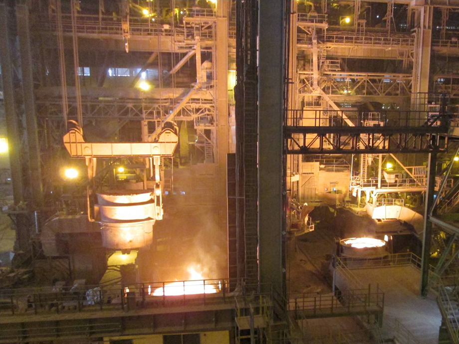 印度 JSW ISPAT 钢厂的连铸设备（© SMS SIEMAG）