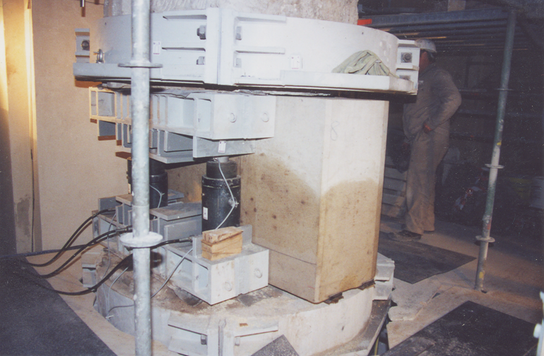 网段替代的支撑结构（©JörgSando）