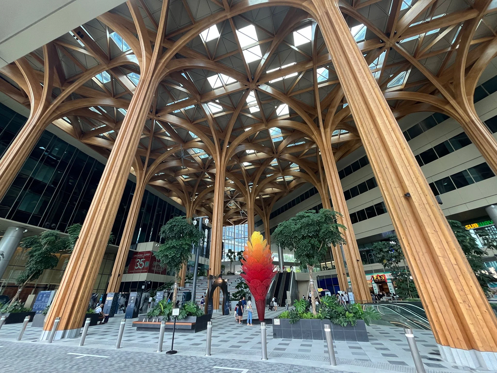 新加坡 Sprint Canopy，Ergodomus 的一座高27米的大型木结构建筑，活动场地面积 3000 平方米。